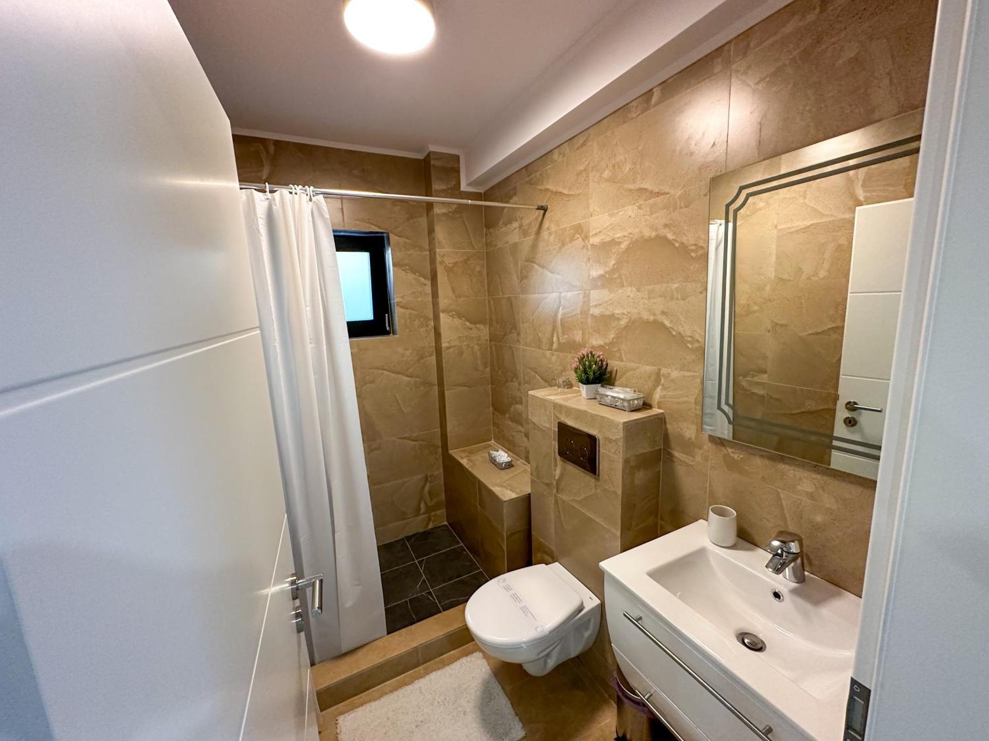 Zim Family Airport Apartman Otopeni Kültér fotó